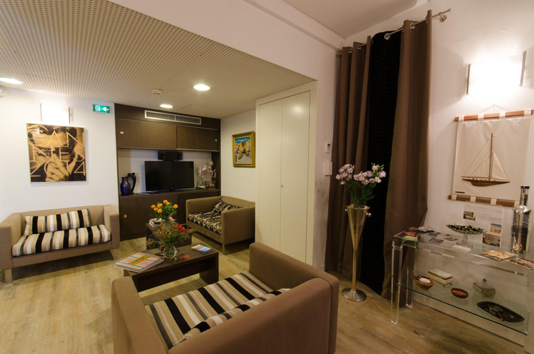 Public Area 3, Hotel Carolina, Alpes-Maritimes