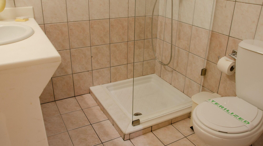 Bathroom 5, Zeus Hotels Palm Beach, Crete