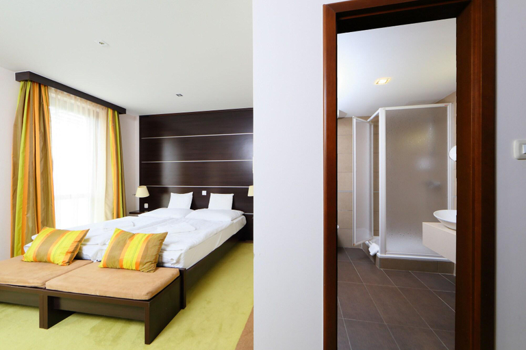 Bedroom 3, Anna Grand Hotel, Balatonfüred