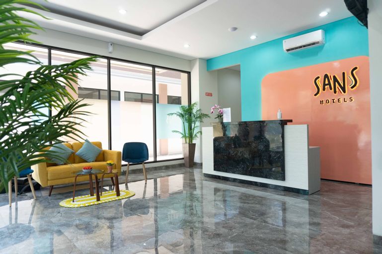 Sans Hotel Rajawali Surabaya, Surabaya