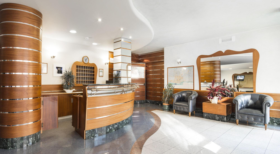 Public Area 3, Residence Queen, Rimini
