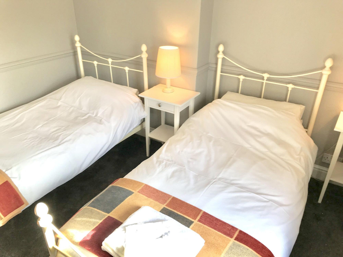 Bedroom 3, The Red Lion, Derbyshire