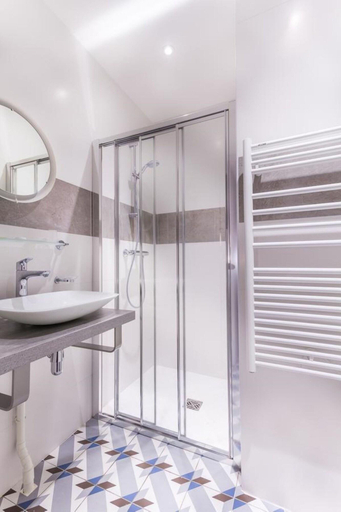 Bathroom 4, Hôtel Jenner, Paris