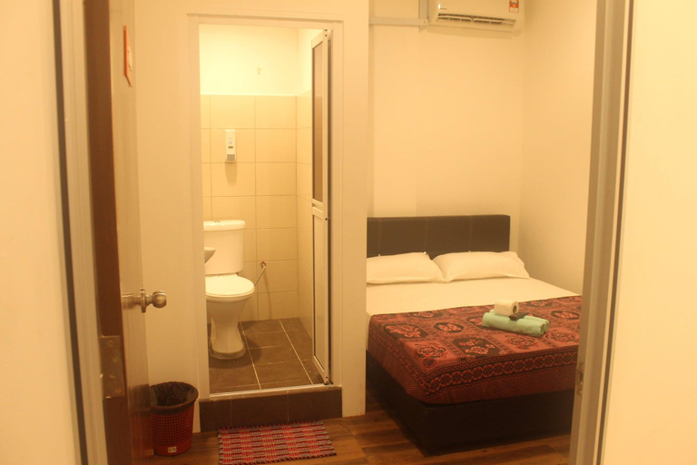 Bedroom 3, Georgetown Heritage Motel, Penang Island