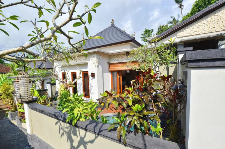 Nuaja Balinese Guest House , Gianyar