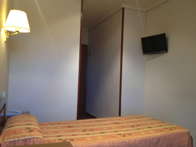 Bedroom 3, Hotel Azahar, Valencia