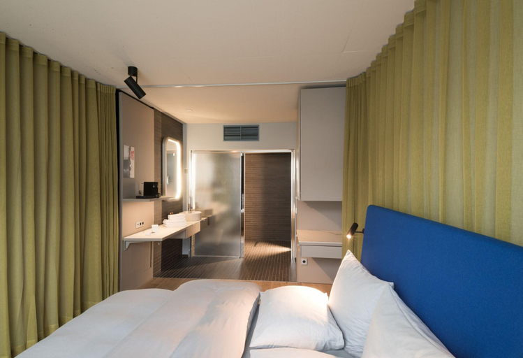 Bedroom 5, b'mine Duesseldorf, WorldHotels Crafted, Düsseldorf