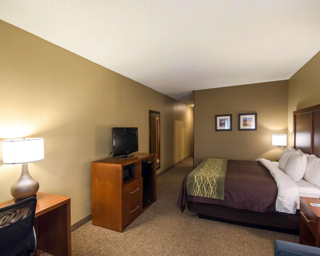 Bedroom 3, Comfort Inn Red Oak, Ellis