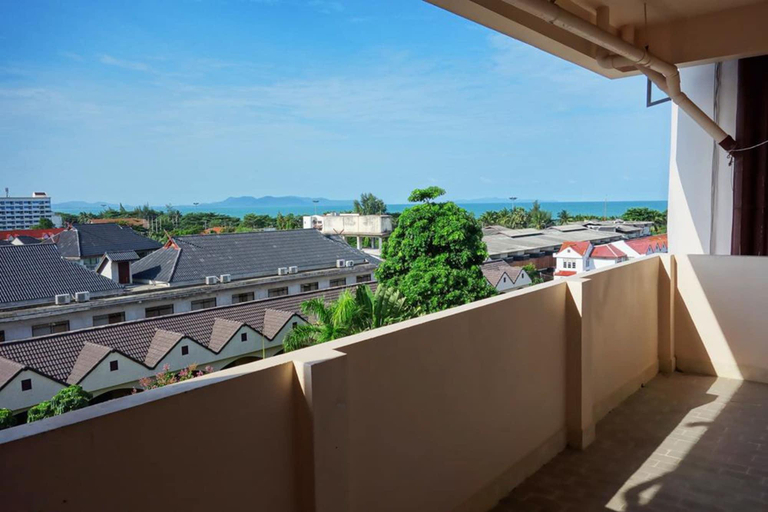 Bedroom 3, LEK Jomtien Hotel, Pattaya