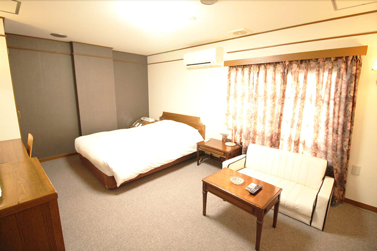Bedroom 30