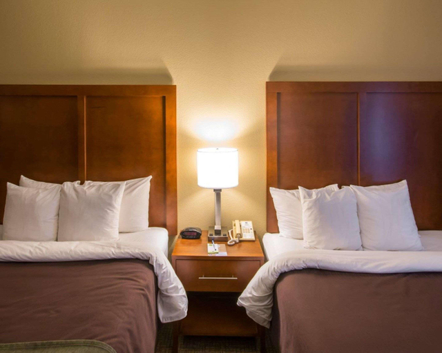 Bedroom 3, Comfort Inn & Suites Red Oak - Dallas Area, Ellis
