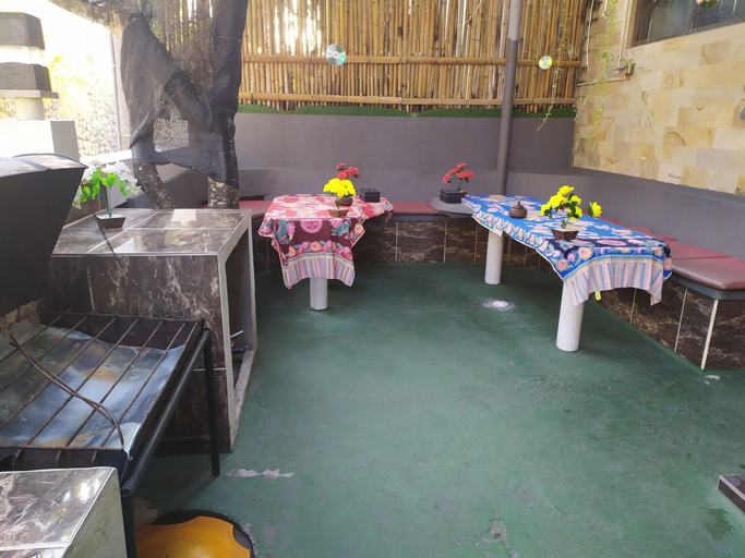 Others 2, 24/7 Bed & Breakfast, Badung