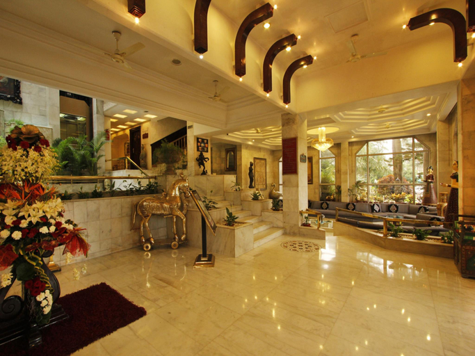 Public Area 4, Hotel Hillock, Sirohi