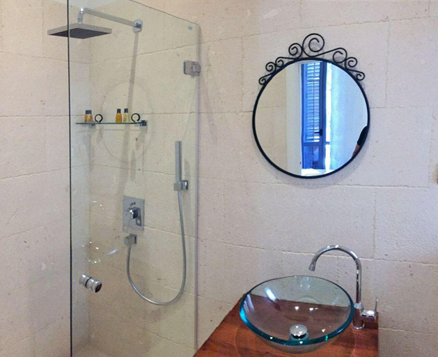 Bathroom 5, San Teodoro Boutique Hotel, Korčula