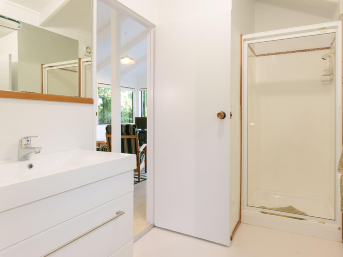 Bathroom 3, Craicor Boutique Apartments, Far North
