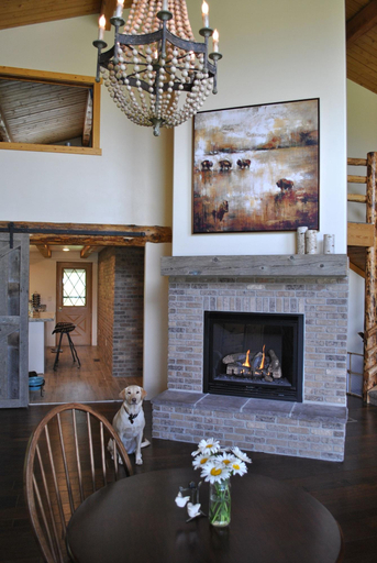 Public Area, Fin and Feather Inn, Teton