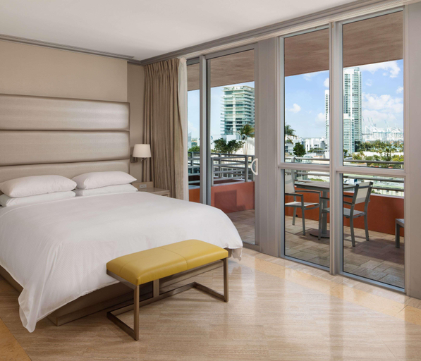 Bedroom 4, Hilton Bentley Miami Beach, Miami-Dade