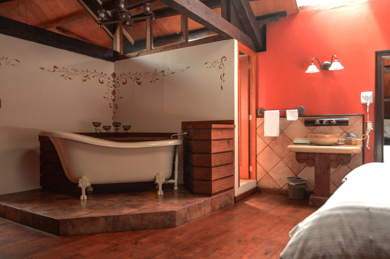 Bathroom 4, Hotel Boutique Casa De Los Arcangeles, San Cristóbal de las Casas