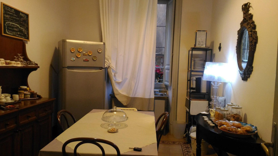 Others 5, Elephant's Smile B&B, Catania