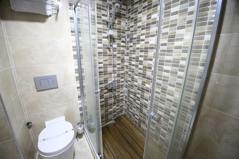 Bathroom 5, Siesta Apart & Hotel, Konak