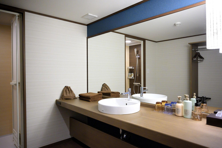 Bathroom 4, Kusatsu Onsen Gensen Ichinoyu, Kusatsu