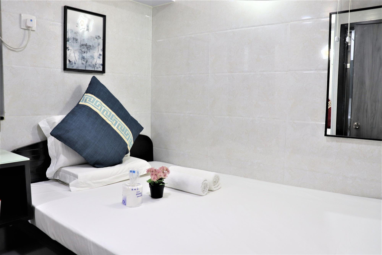 Bedroom 2, The One Inn, Kowloon