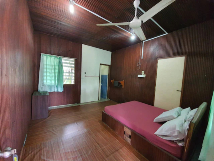 OYO 90278 Redzwan's Beach Resort, Bachok