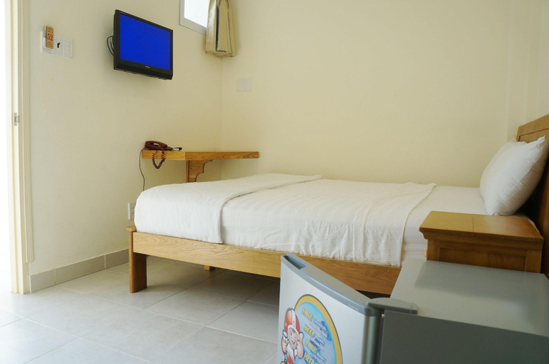 Bedroom 5, Marie-Line Hotel, District 1