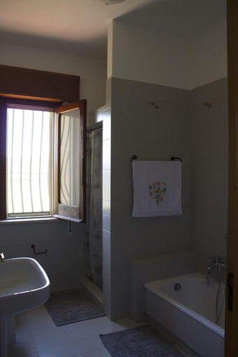 Bathroom 5, B&B Eden di Segesta, Trapani