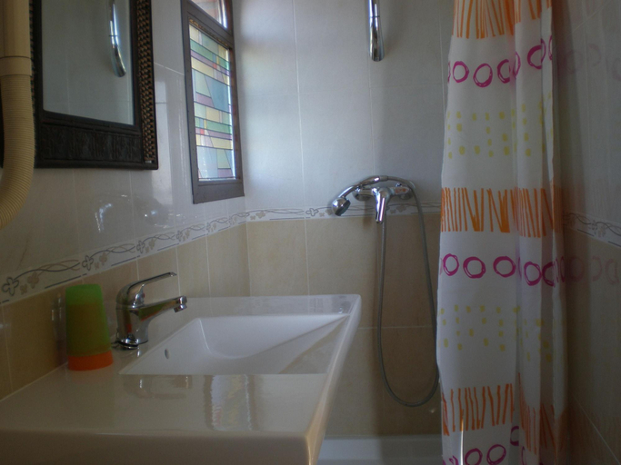 Bathroom 4, Casa Mariana, Granada