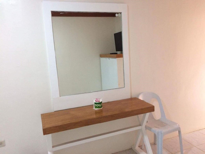 Bathroom 5, InnBox Bed & Bath, Panglao
