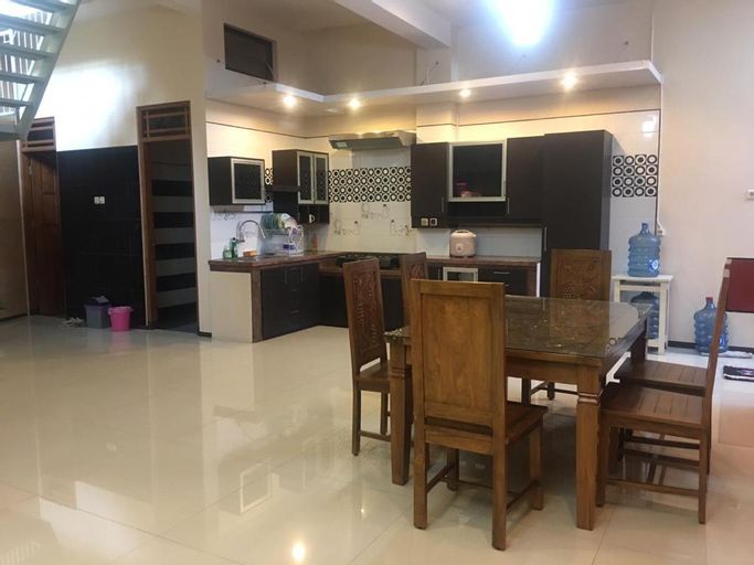 Jiwanta Homestay (3 Bed Room), Yogyakarta