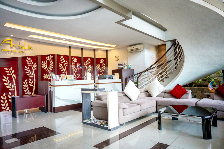 Public Area 25