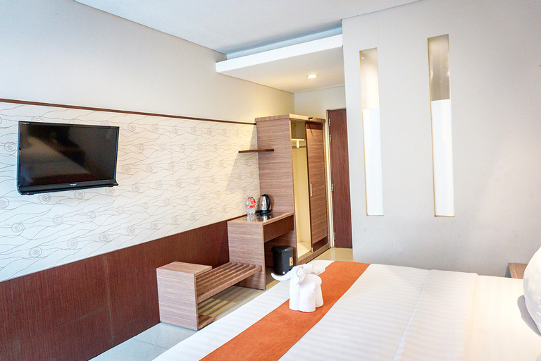 Bedroom 13