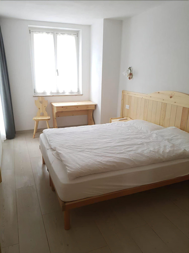 Bedroom 3, B&B Nido Delle Aquile, Trento
