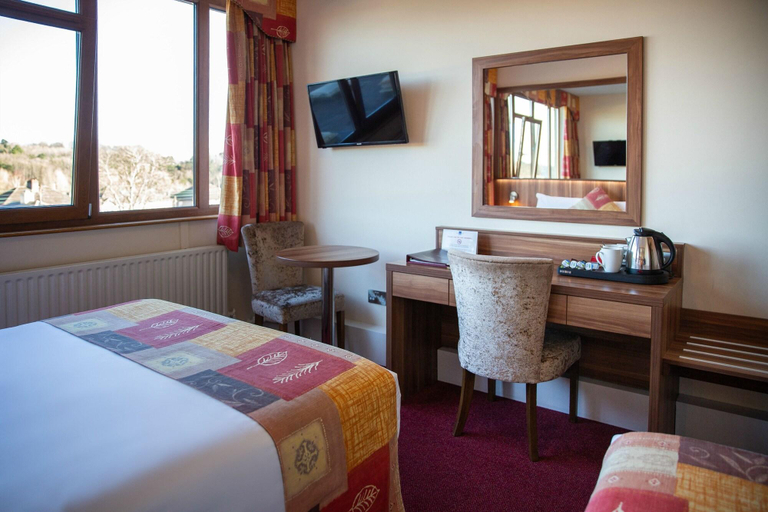 Bedroom 4, West County Hotel, Dublin