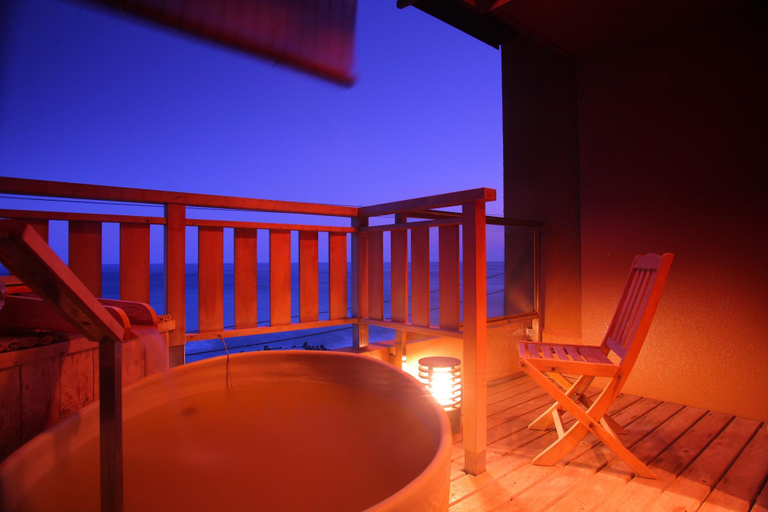 Bedroom 3, Katasekan Hiina, Higashiizu