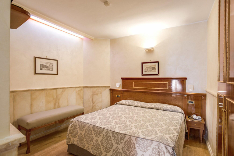 Public Area, Pantheon Rooms, Rome