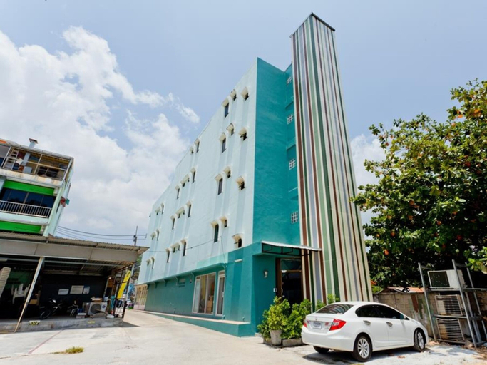 Exterior & Views 2, Room Actually by ZUZU, Pulau Phuket