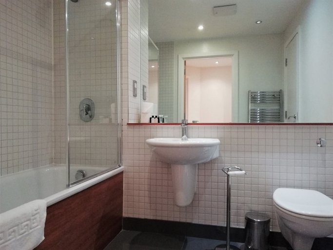 Bathroom 4, Still Life Clerkenwell Executive, London