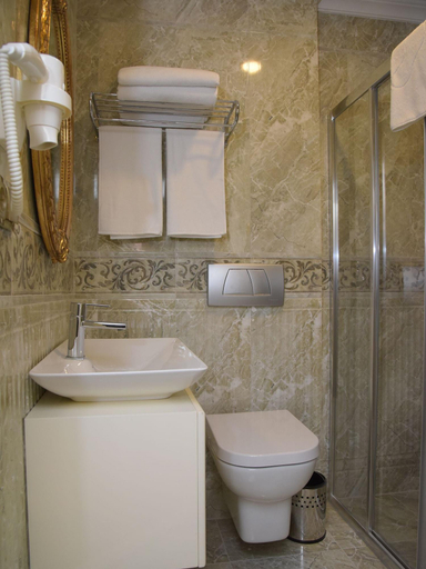 Bathroom 4, Istasyon Hotel, Fatih