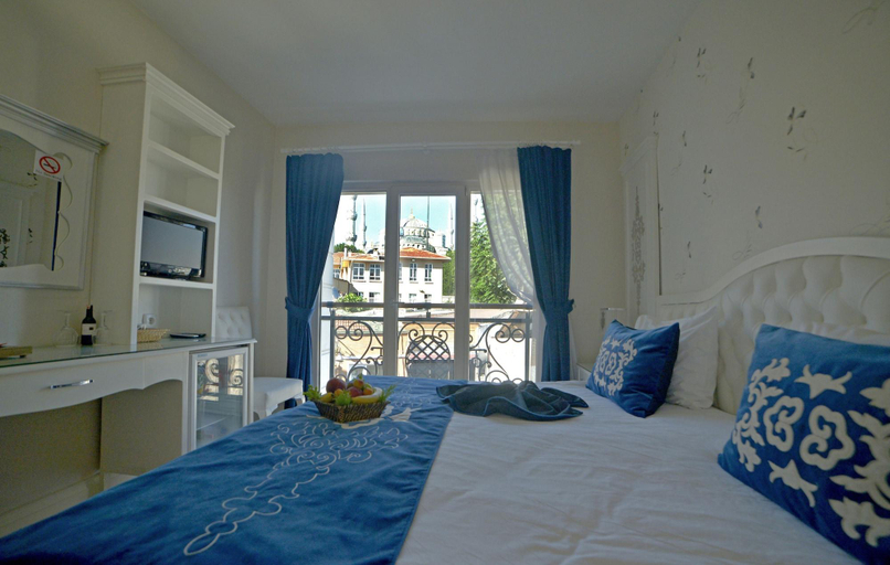 Bedroom 3, Sarnic Premier Hotel, Fatih
