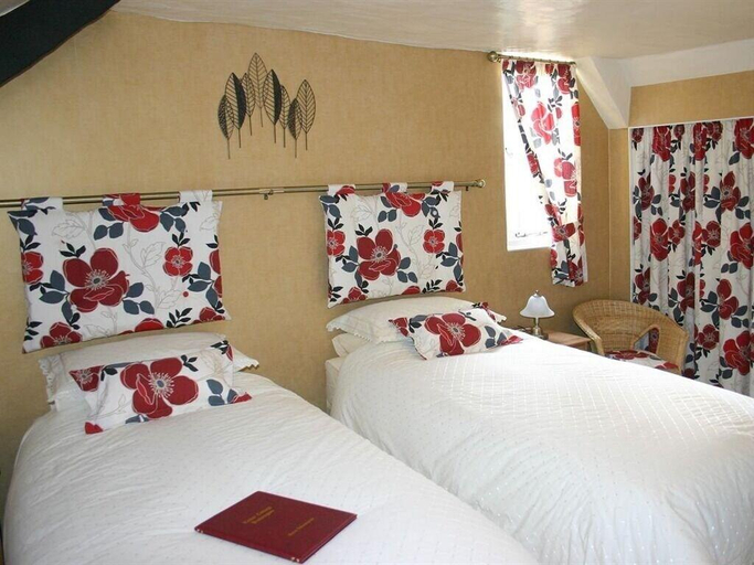 Bedroom 2, Tudor Cottage, Somerset