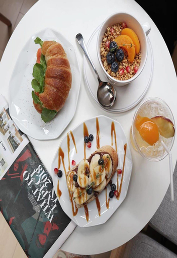 Food & Drinks 19