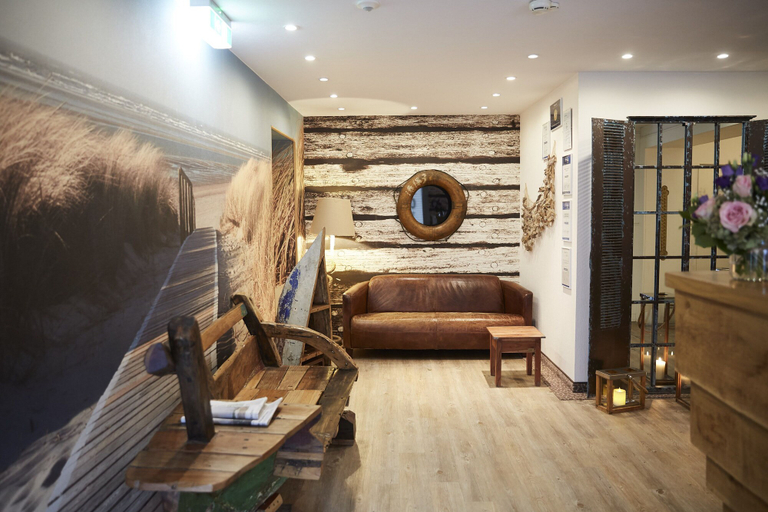 Public Area 3, Bernstein-Hotel Bootshaus, Dithmarschen