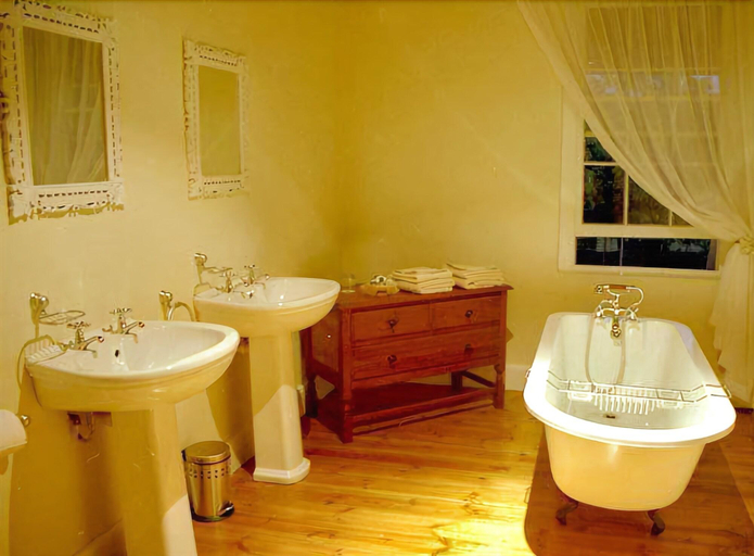 Bathroom 4, Swartberg Country Manor, Eden