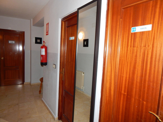 Public Area 3, Hostal El Peine, Madrid