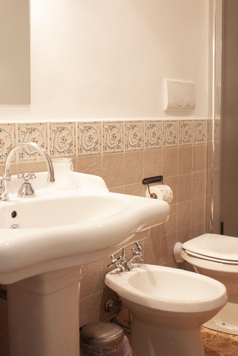 Bathroom 4, sweety rome, Rome
