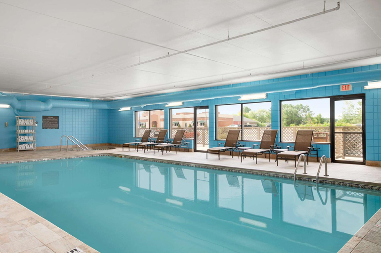 Sport & Beauty 2, Comfort Inn Cadillac, Wexford