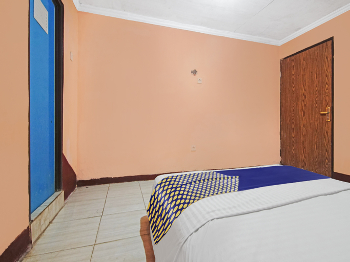 SPOT ON 90437 Salome Guesthouse, Central Jakarta